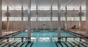 Budapest Palatinus Bath Full-Day Admission