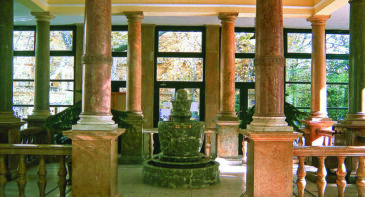 Budapest Lukacs Thermal Bath Full-Day Admission